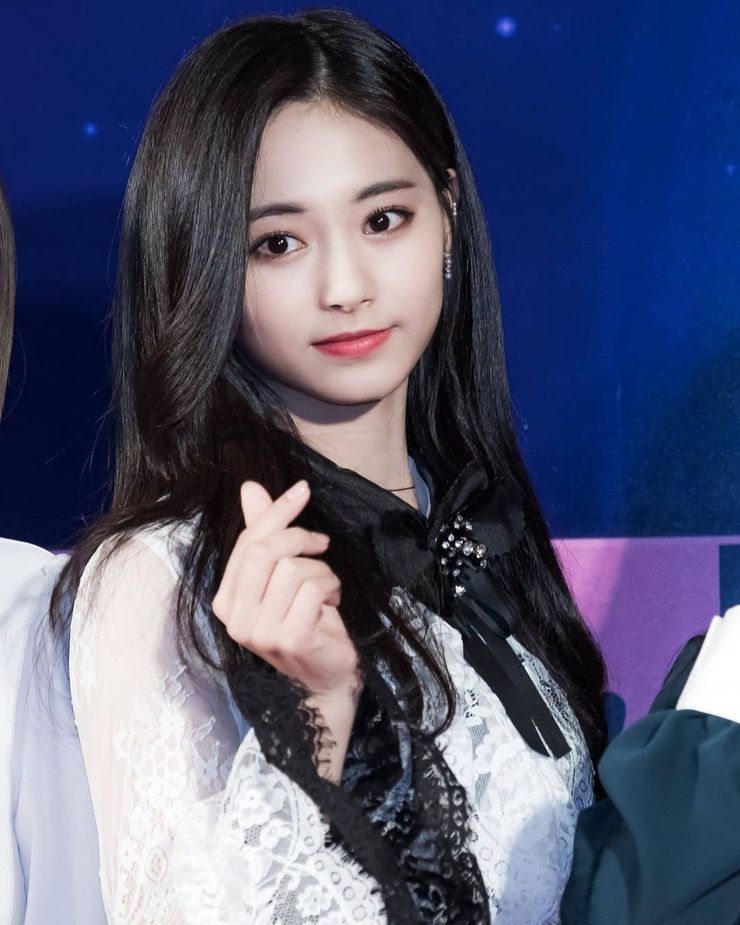 Chou Tzu-yu (Tzuyu)