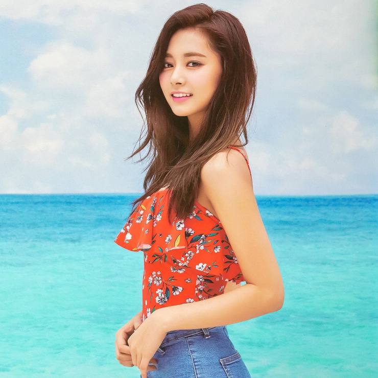Chou Tzu-yu (Tzuyu)