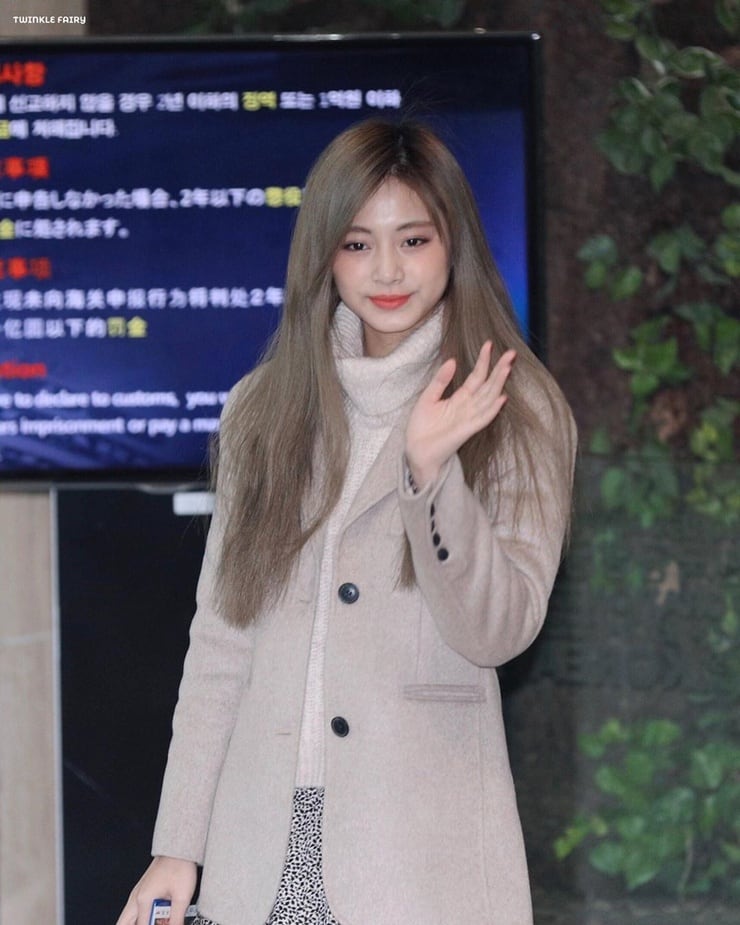 Chou Tzu-yu (Tzuyu)