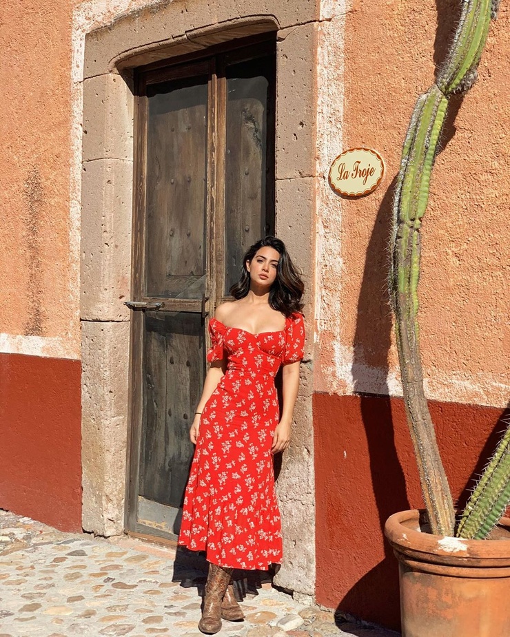 Emeraude Toubia Emeraude Toubia