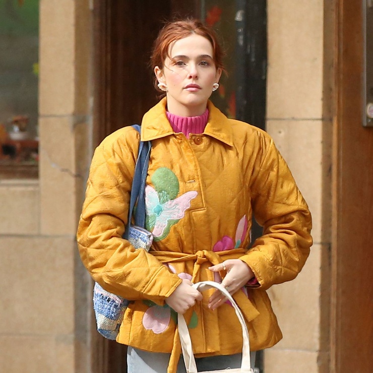 Zoey Deutch
