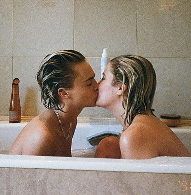Cara Delevingne Cara Delevingne