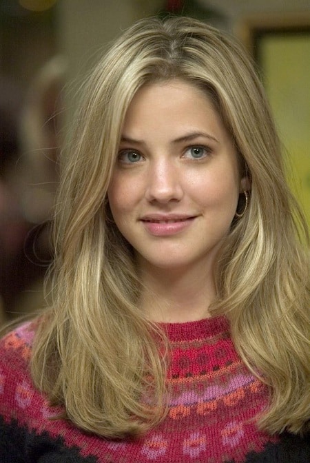Julie Gonzalo Julie Gonzalo