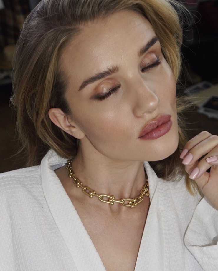 Rosie Huntington-Whiteley Rosie Huntington-Whiteley
