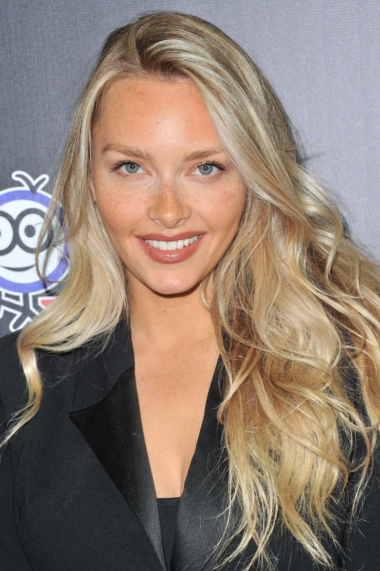 Camille Kostek Camille Kostek