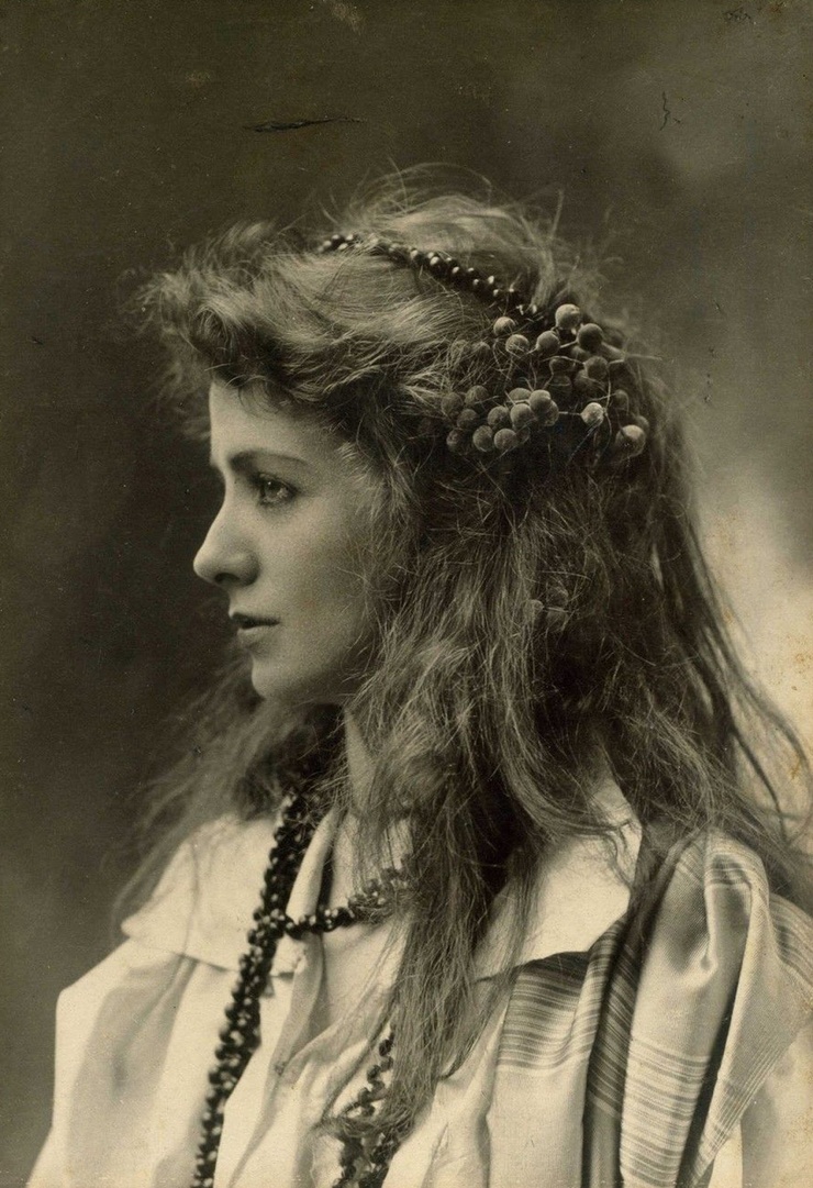 Maude Adams