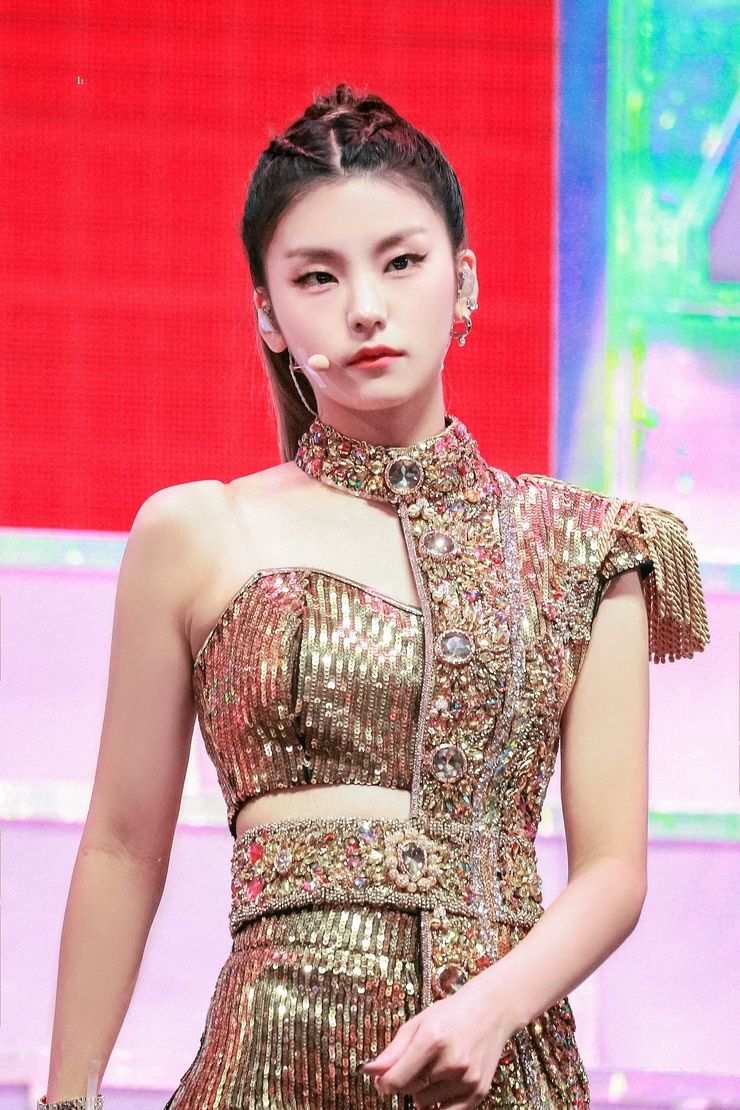 Hwang Yeji