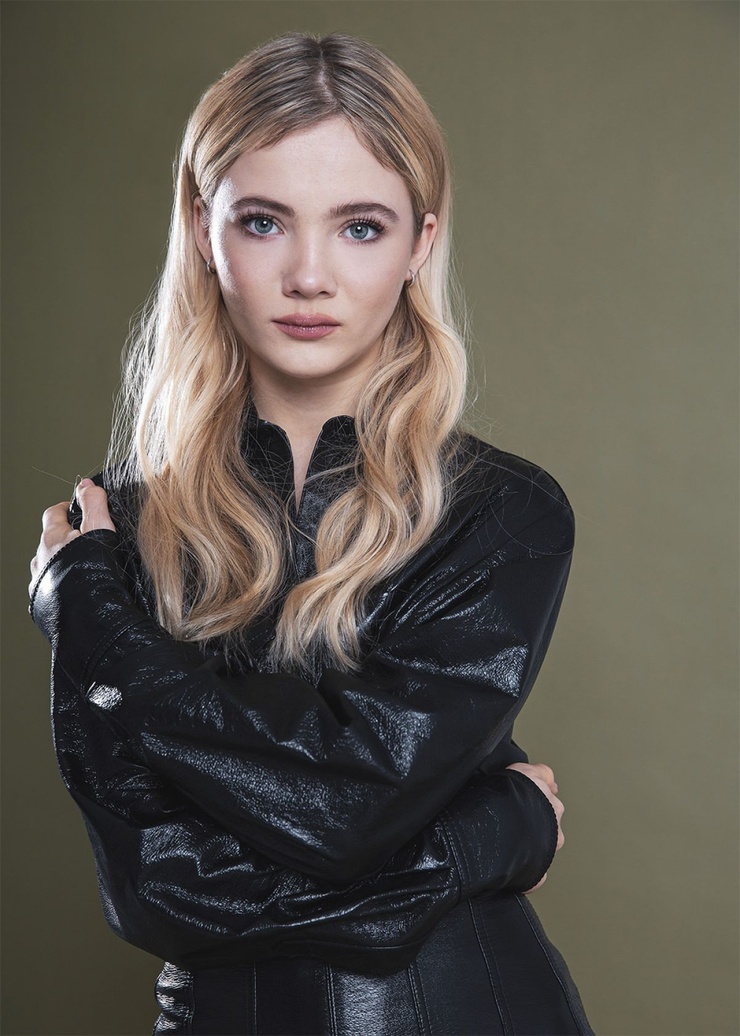 Freya Allan Freya Allan