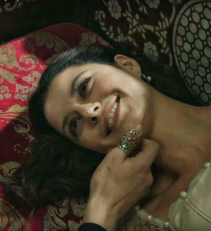 Beren Saat