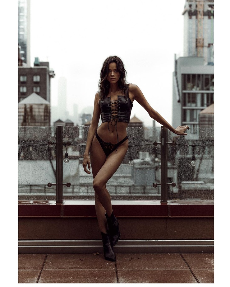 Christine Burke (model)