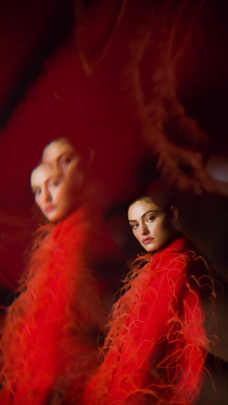 Phoebe Tonkin