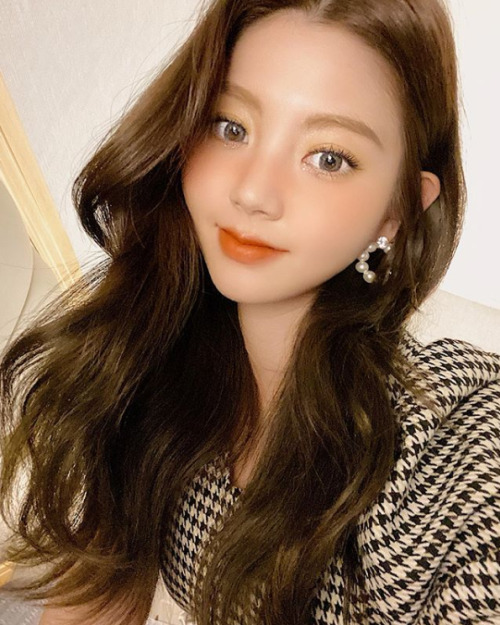 Lee Chae Eun Lee Chae Eun