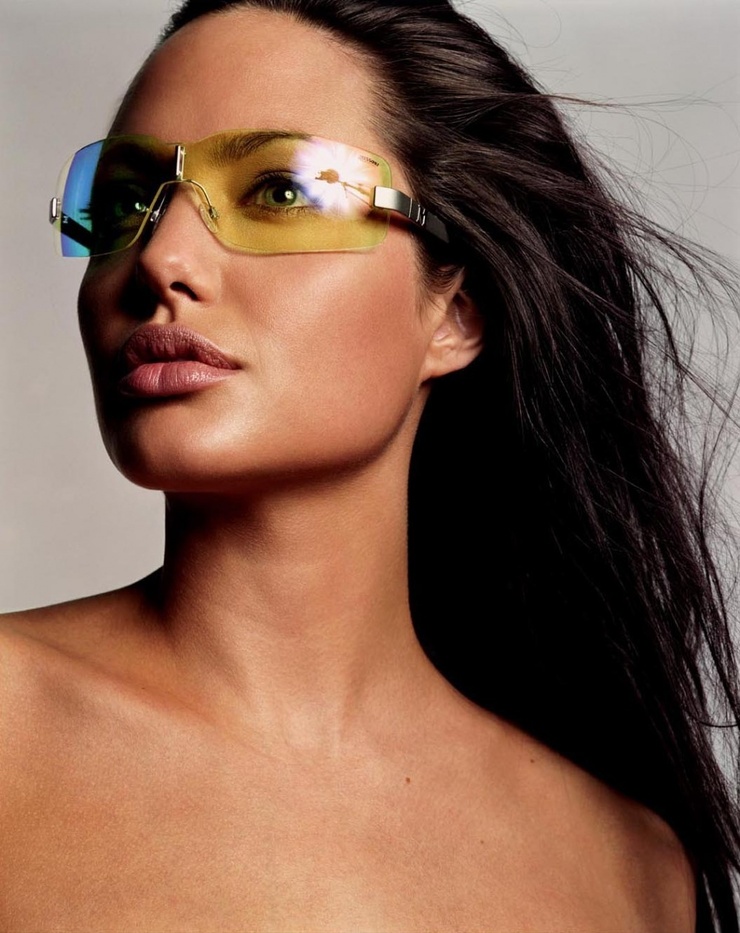 Angelina Jolie Angelina Jolie