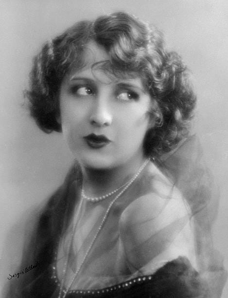 Estelle Taylor