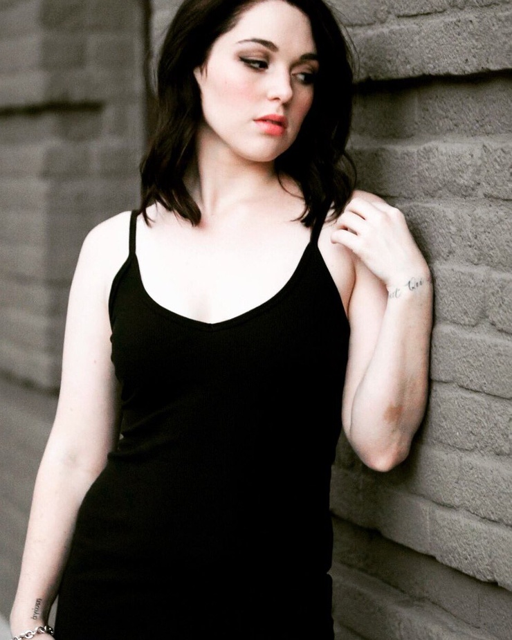 Jennifer Stone