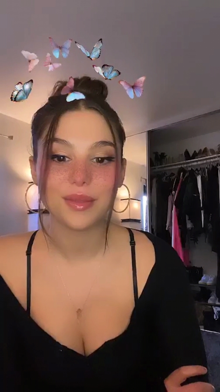 Kira Kosarin