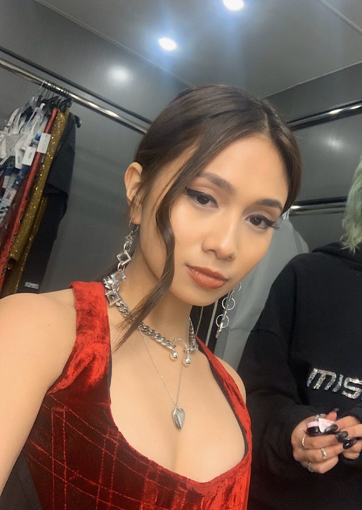 Nicole Zefanya Nicole Zefanya
