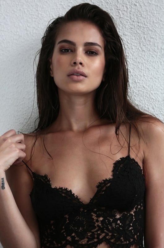 Julia Peres Julia Peres