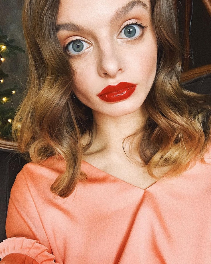 Maria Oz