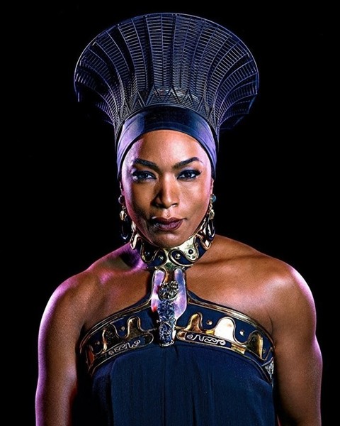 Ramonda (Angela Bassett)