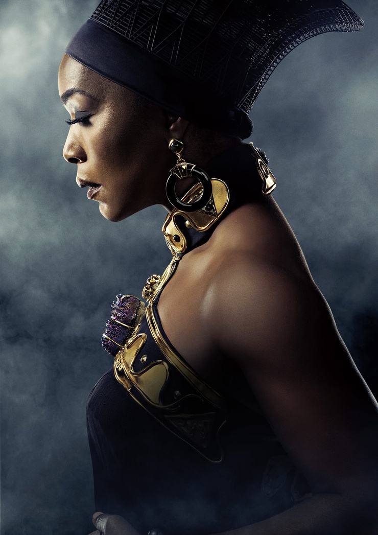 Ramonda (Angela Bassett)