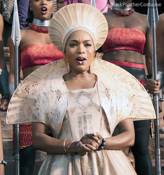 Ramonda (Angela Bassett)