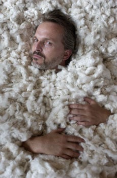 Miguel Bosé