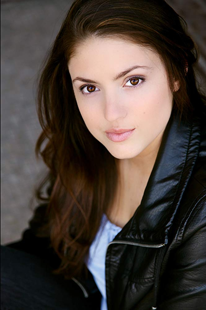 Lizzie Leeds