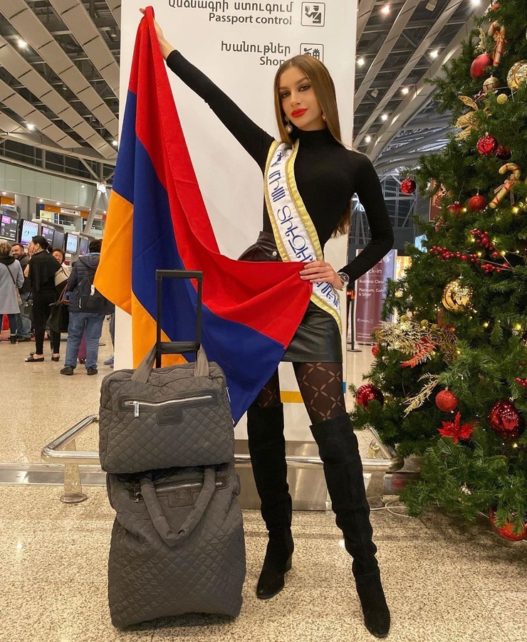 Dayana Davtyan Dayana Davtyan