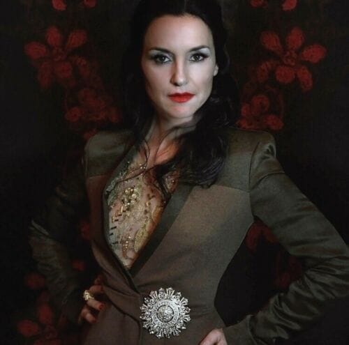 Lisa Zane