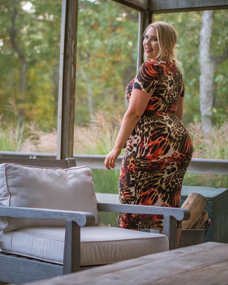 Sophie Turner (Plus Size)