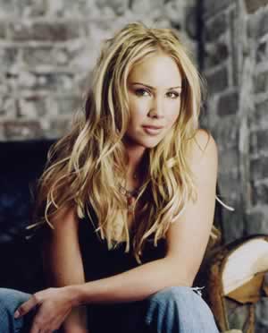Candice Hillebrand