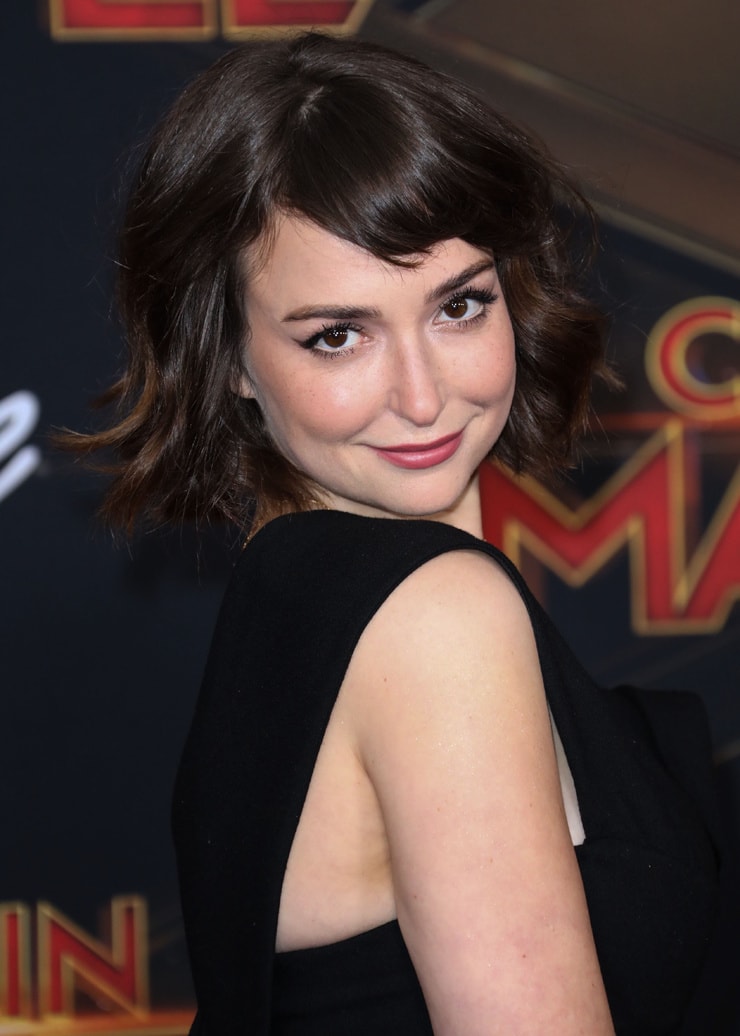 Picture of Milana Vayntrub