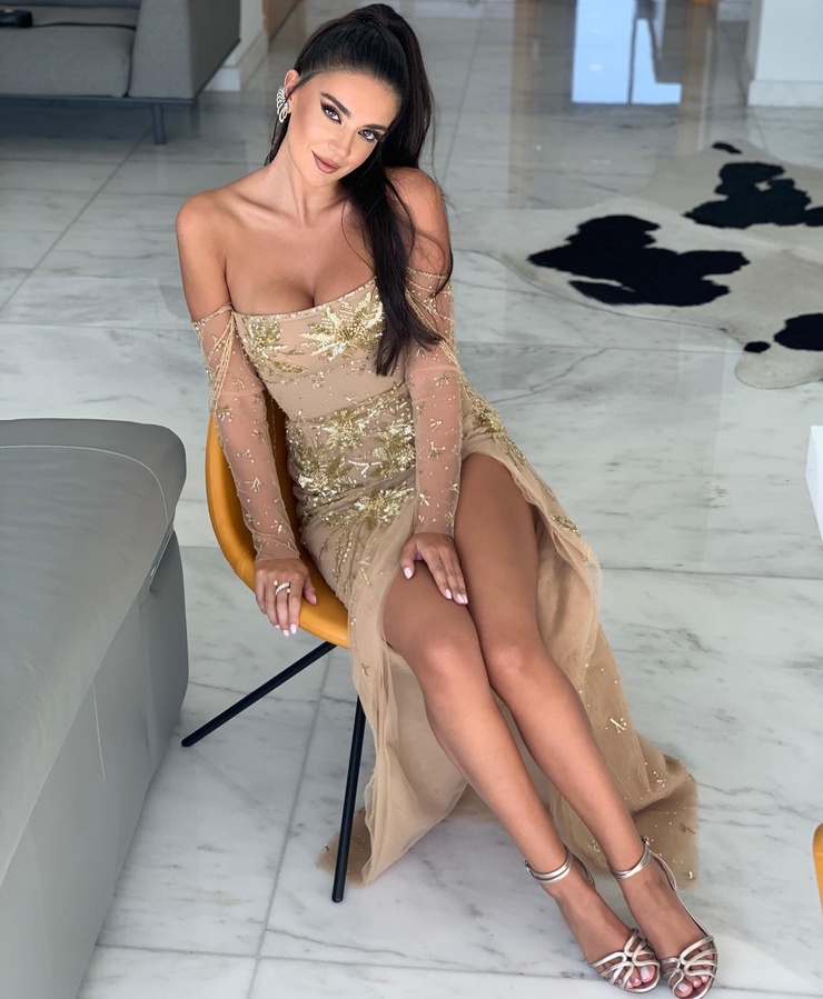 Picture of Perla Helou