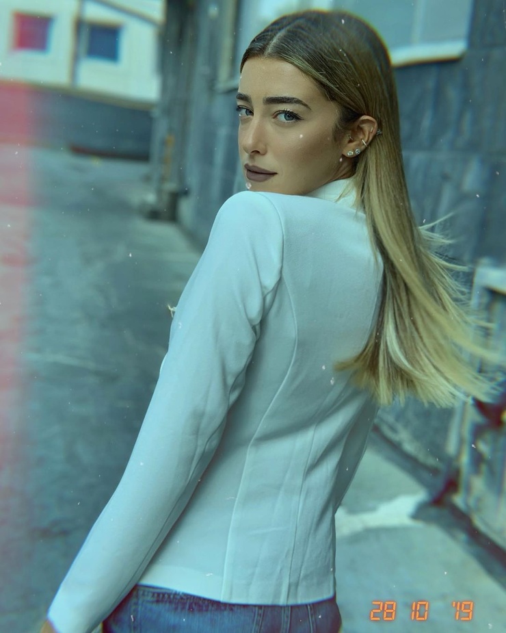Anne Zivi