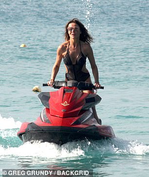 Lizzie Cundy