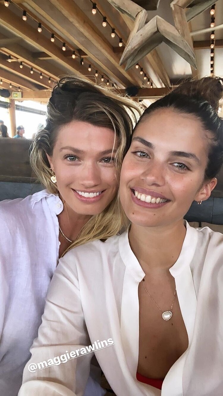 Sara Sampaio Sara Sampaio