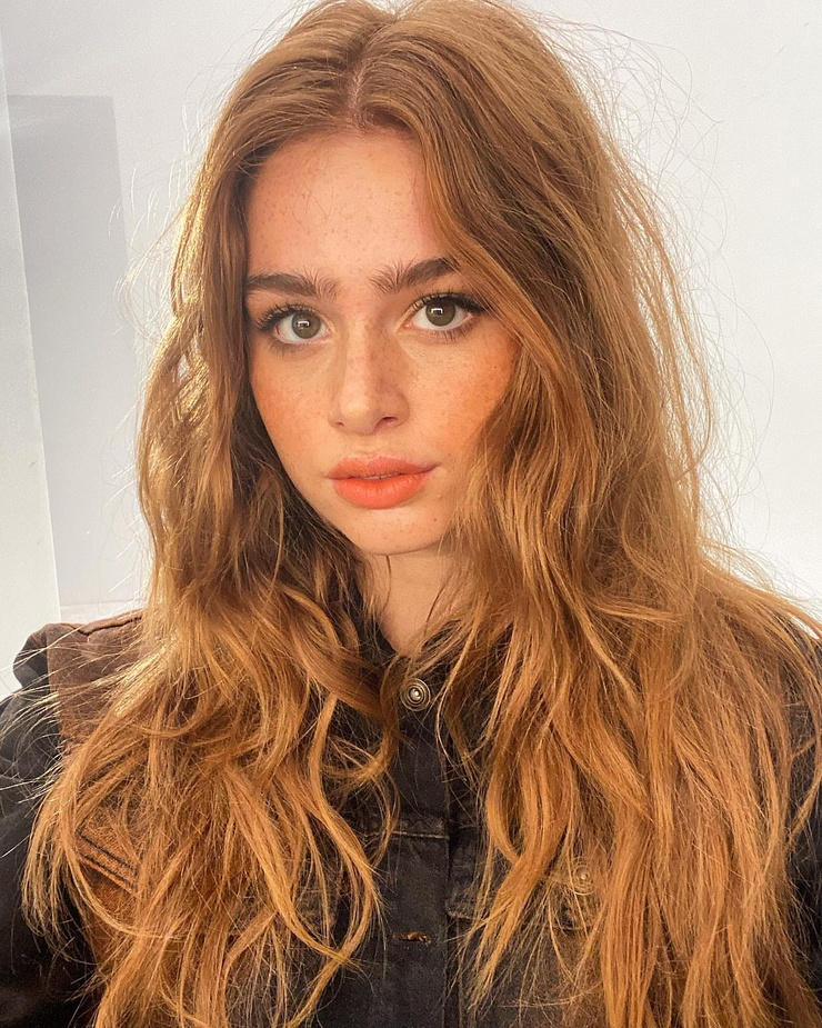 Chloe Melton Chloe Melton