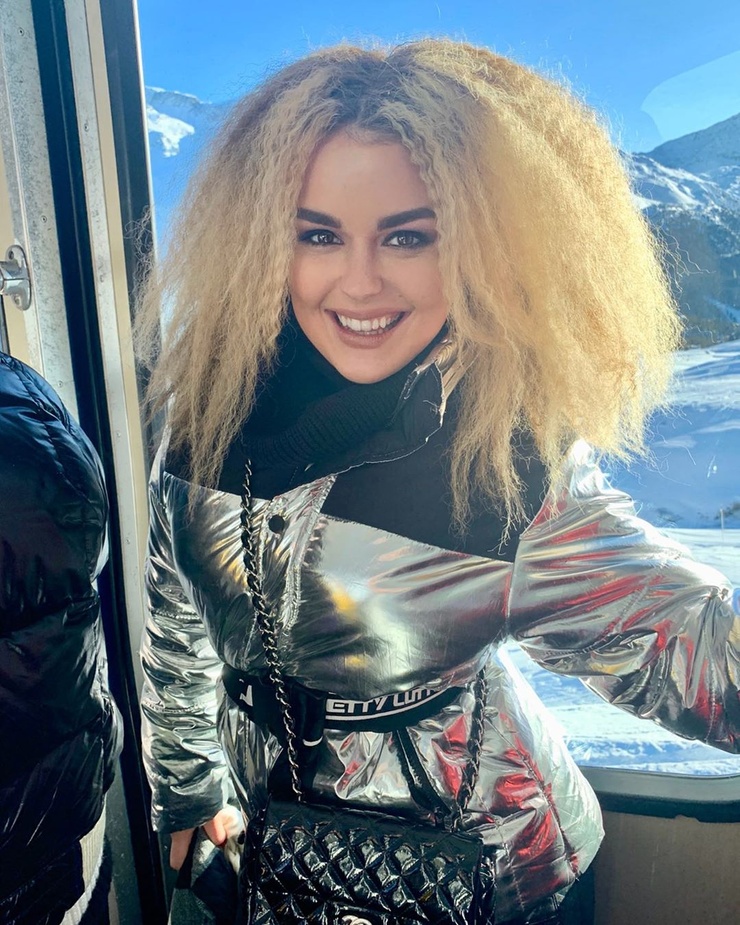 Tallia Storm