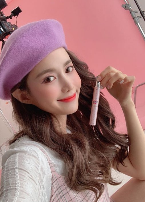 Una Jung
