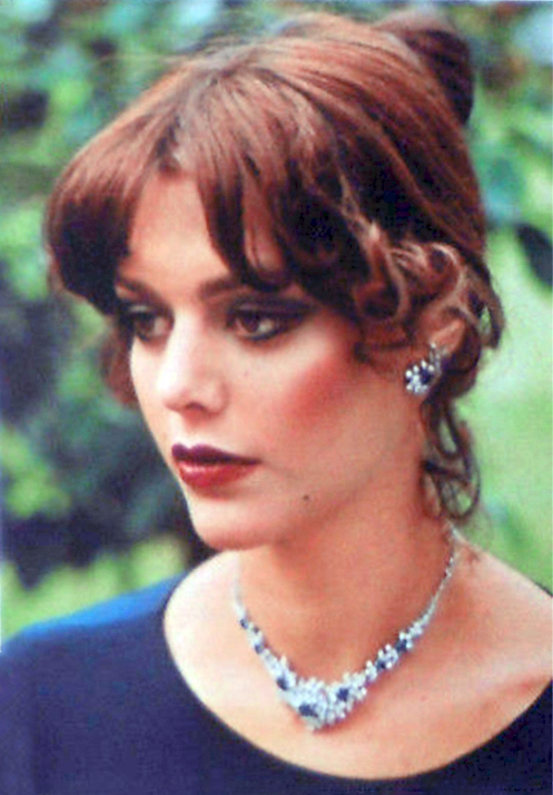 Tina Aumont Tina Aumont