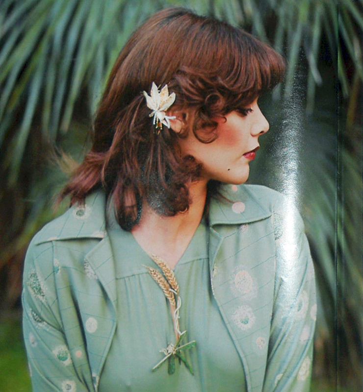 Tina Aumont Tina Aumont