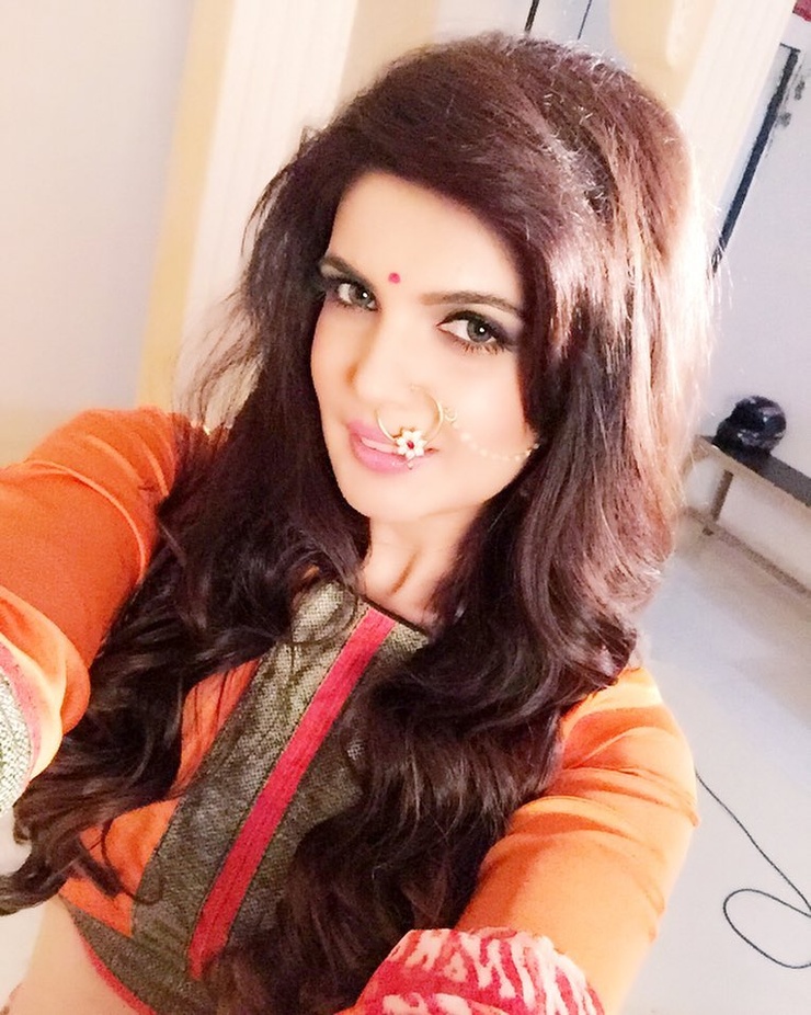 Ihana Dhillon