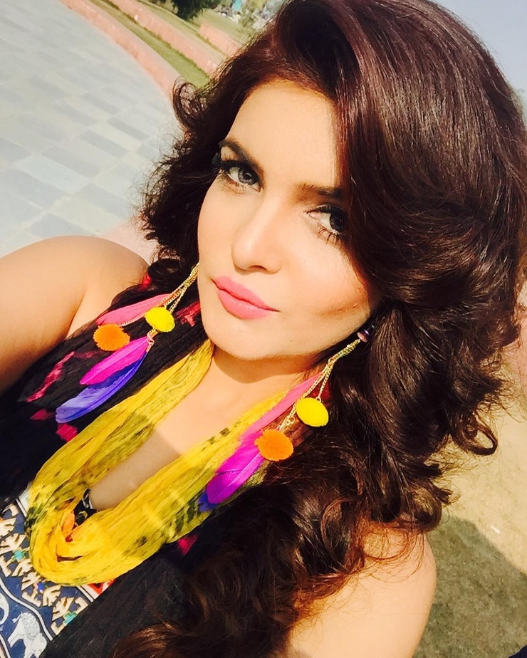 Ihana Dhillon