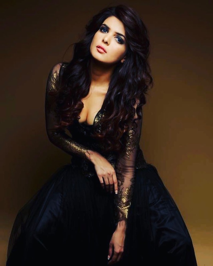 Ihana Dhillon