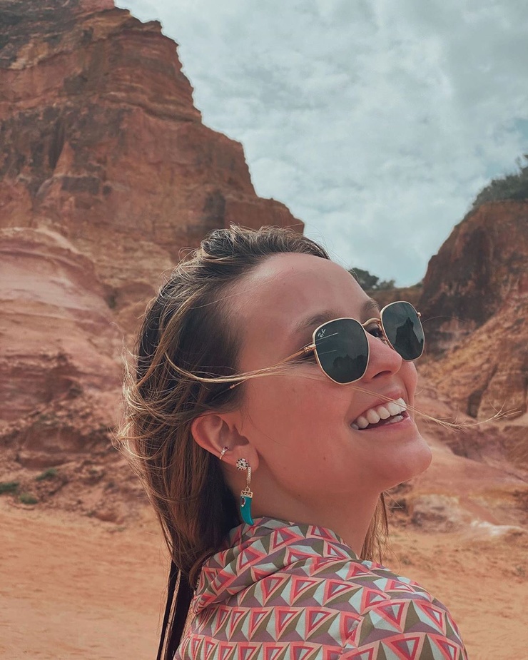 Larissa Manoela