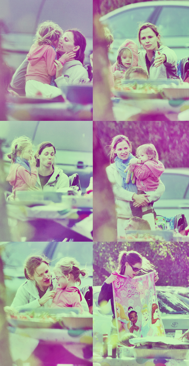 Violet Affleck