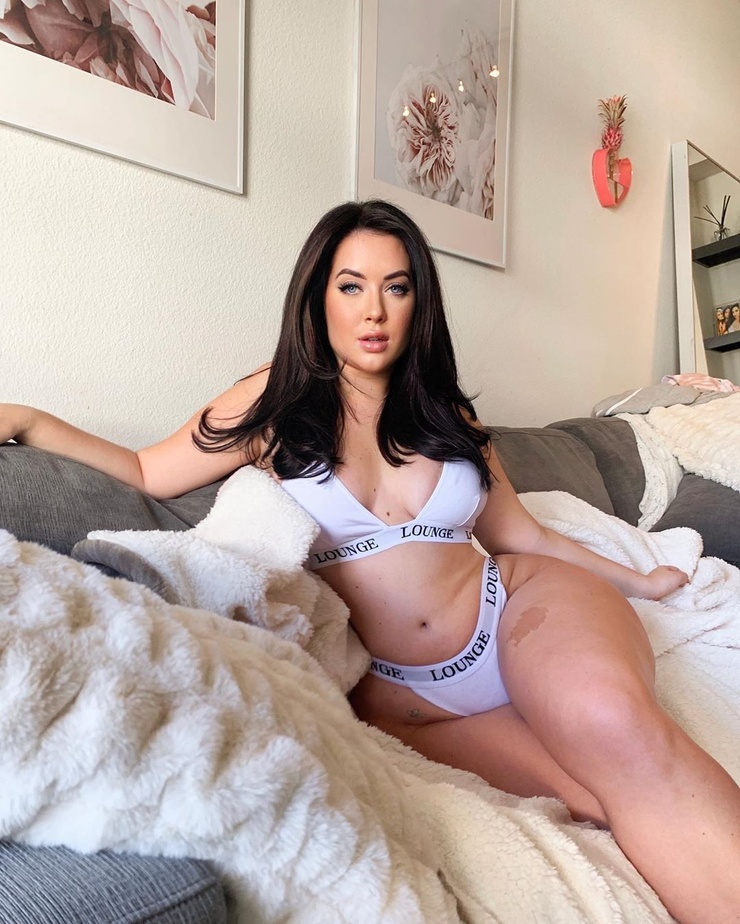 Holly Luyah