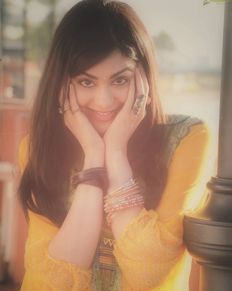 Adah Sharma