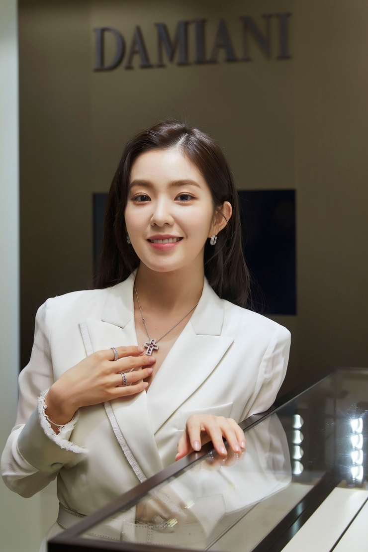Irene (Bae Ju Hyun)